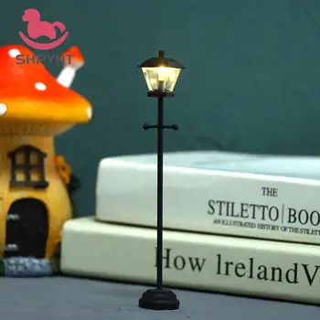 1:12 domček pre bábiky Mini LED Lampy, Pouličné svetlá Stojace Svietidlo Outdoor Záhrada Dekor Hračka